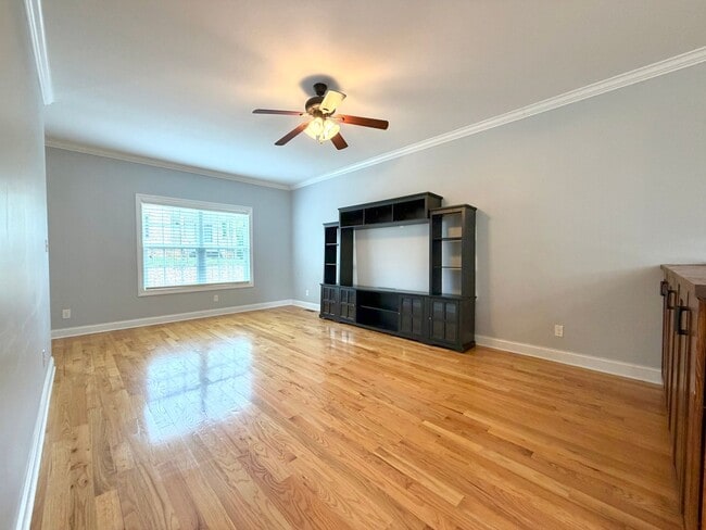 Building Photo - 90 Promontory Ln