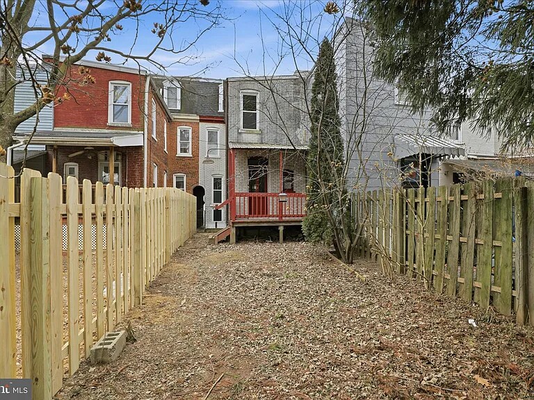 Building Photo - 529 W Frederick St