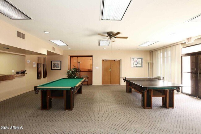 Building Photo - 12222 N Paradise Vlg Pkwy S