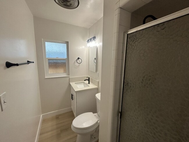 Building Photo - Pool Home! 3 Bed 2 Bath Home With Family Room