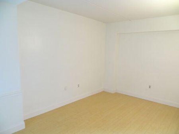 Building Photo - 108 Peterborough St