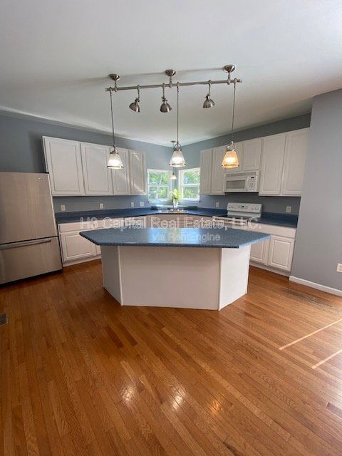 Building Photo - 2209 Tigers Way