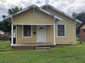 Building Photo - Welcome home!