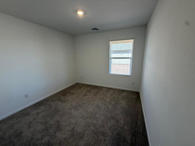 Building Photo - 1473 Jaycie Dr
