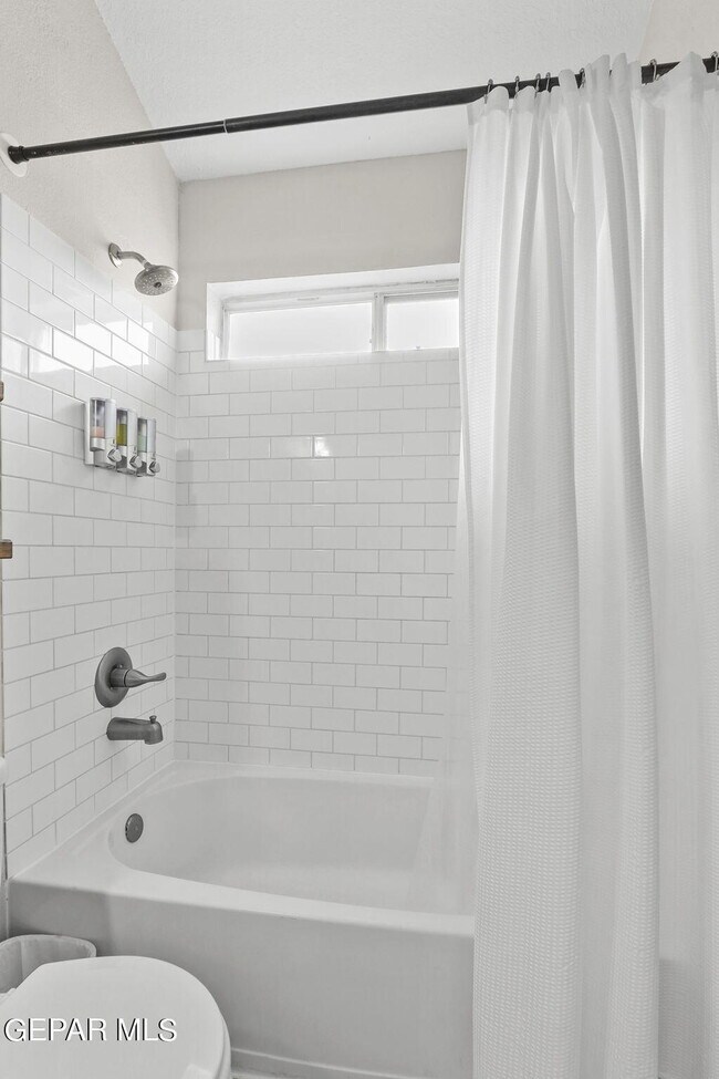Building Photo - 5059 Crystal Sands Ct