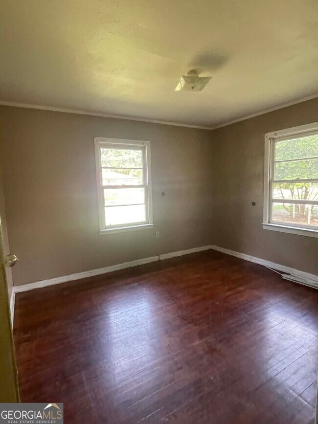 Building Photo - 206 Celia Dr
