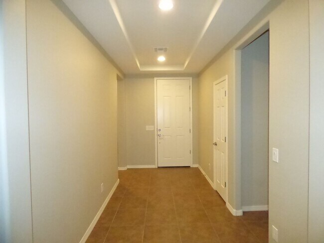Building Photo - Newer neighborhood in Goodyear!  All appliances included!