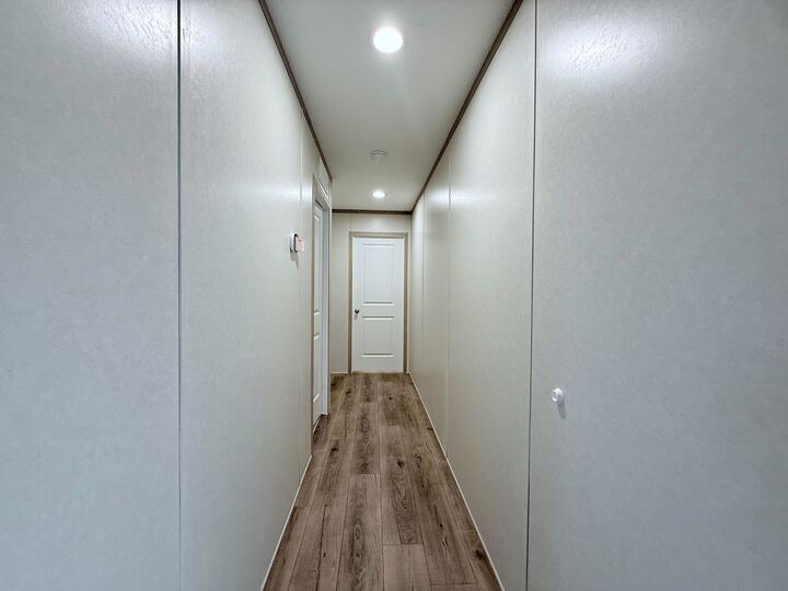 Building Photo - 29680 Jamestown Dr