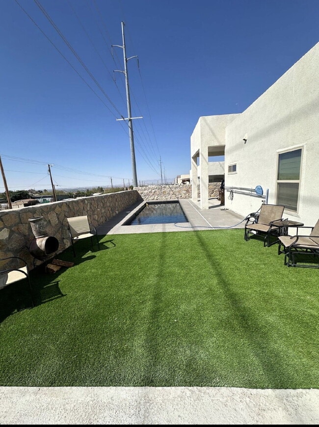 Building Photo - 13010 Terrington Ave