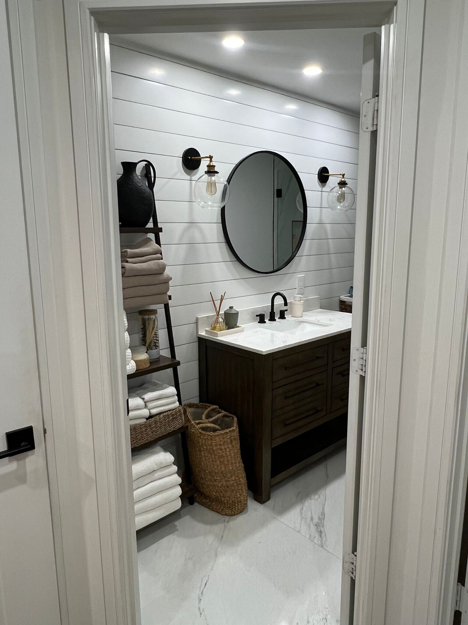 Building Photo - 50 Emerald Woods Dr