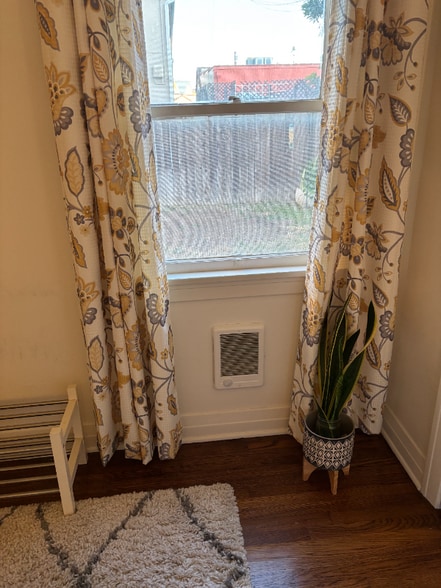 Building Photo - 218 Granada Ave