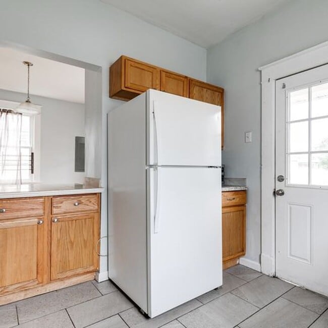 Building Photo - 3 Bedroom Home in Highland Park ***Availab...