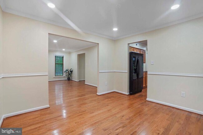Building Photo - 5105 PHEASANT Rd