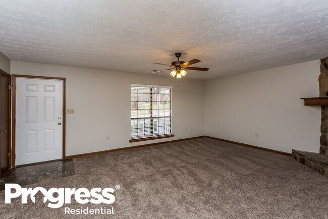 Building Photo - 295 Summertown Dr