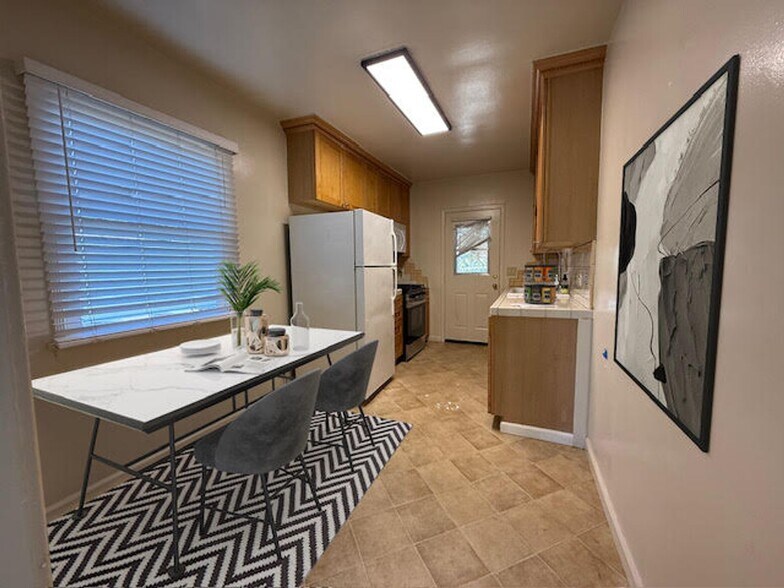 Building Photo - 1836 10th St