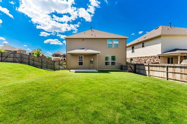 Building Photo - 4 bedroom 3 full bathroom on a large corner lot in Arcadia Ridge- Far West side of SA