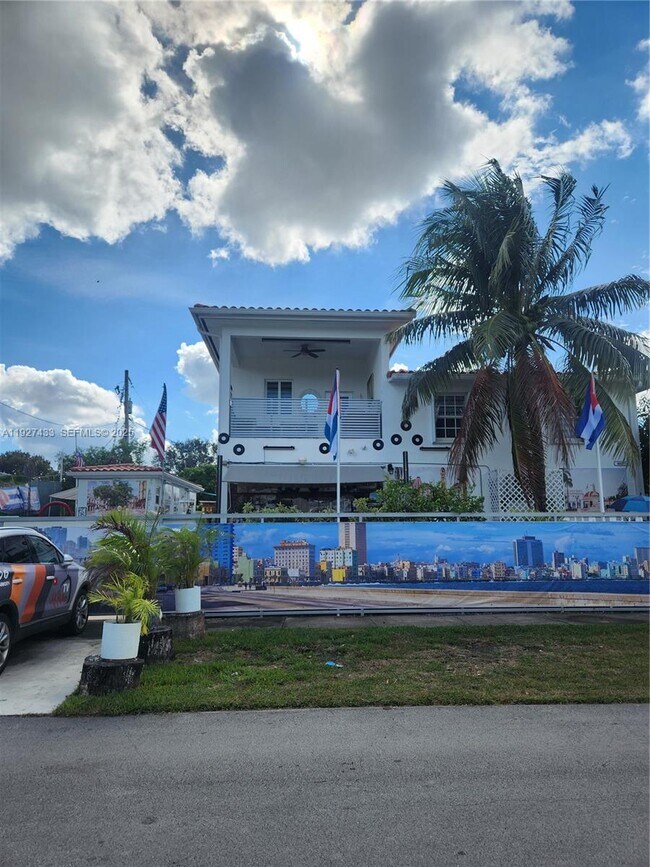 Primary Photo - 1645 SW 83rd Ct.