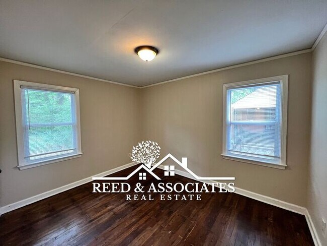 Building Photo - 3 Bedroom in Whitehaven!