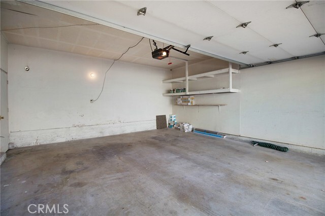 Building Photo - 356 Mountain Ct