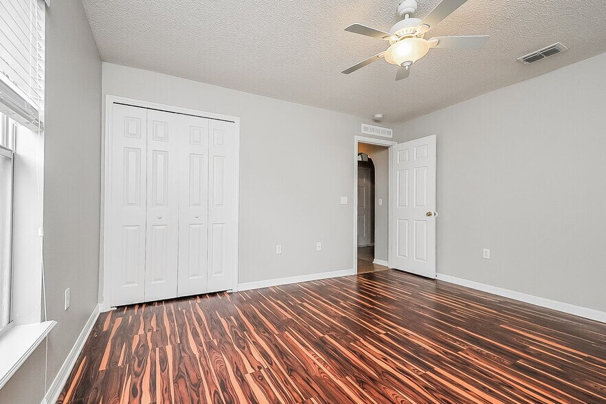 Building Photo - 1507 Alhambra Crest Dr