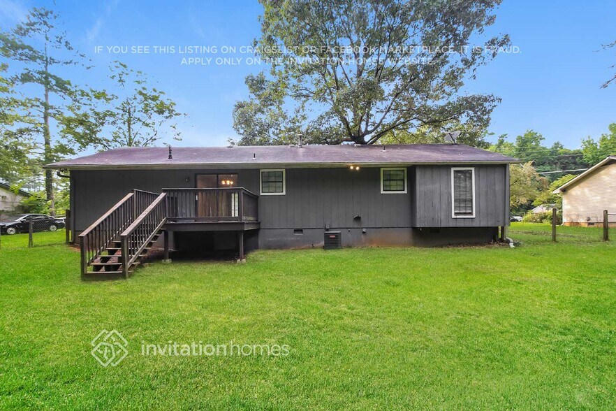 Building Photo - 837 Cochise Trail SE