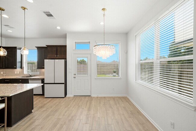 Building Photo - 4248 Merry Mill Dr