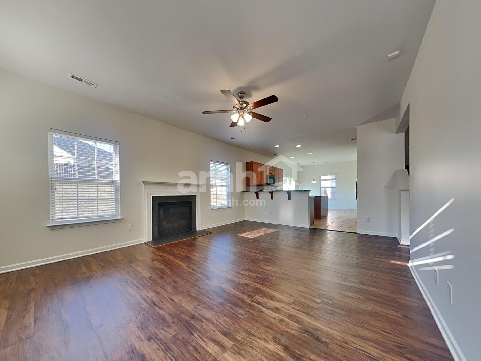 Building Photo - 10524 Dominion Village Dr