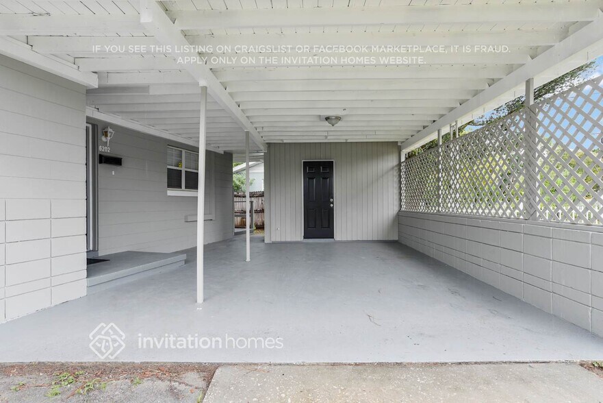 Building Photo - 6202 Balboa Dr