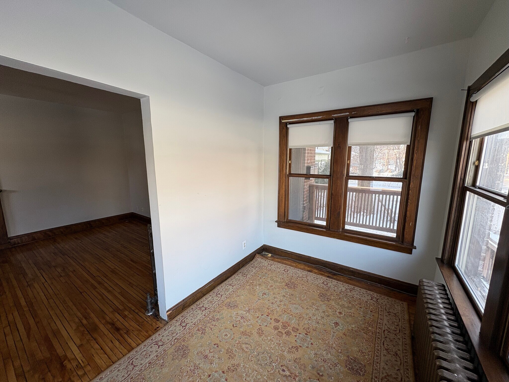 Building Photo - 509 W 22nd St