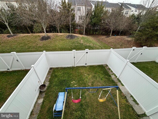 Building Photo - 41717 McMonagle Square