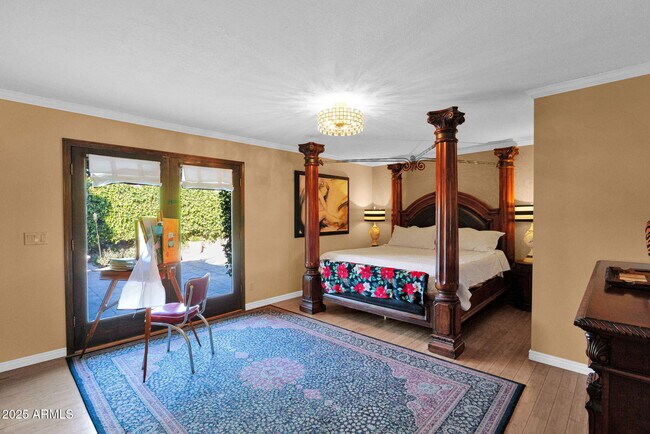 Building Photo - 426 E Carol Ann Way