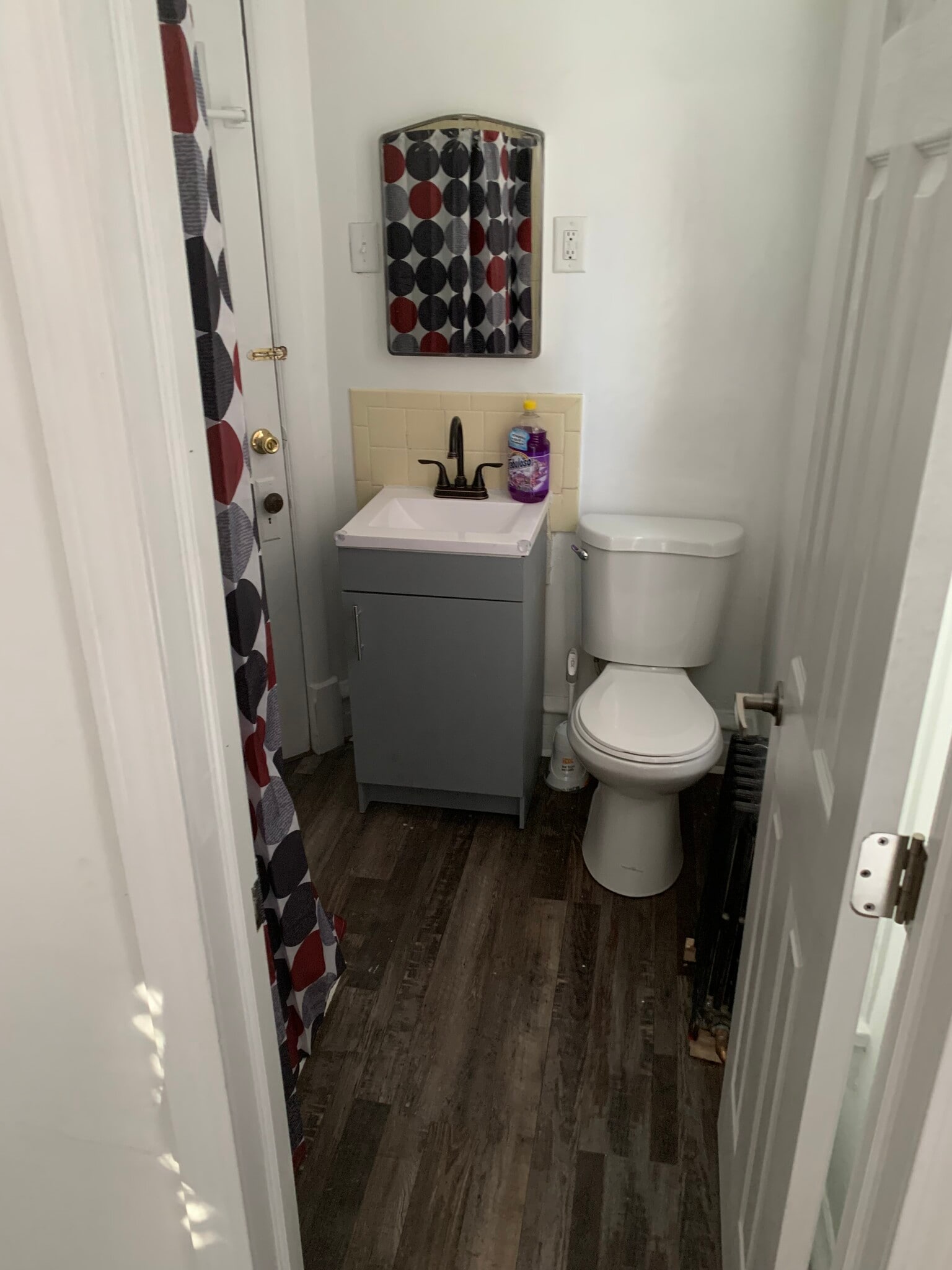 Bathroom - 848 Weiser St