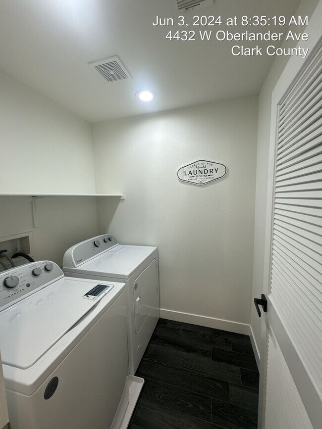 Building Photo - Upgraded 3 Bedroom Home in North Las Vegas...