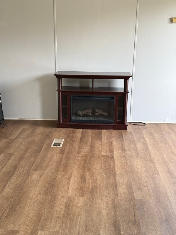 Building Photo - 85 Buttercup Dr