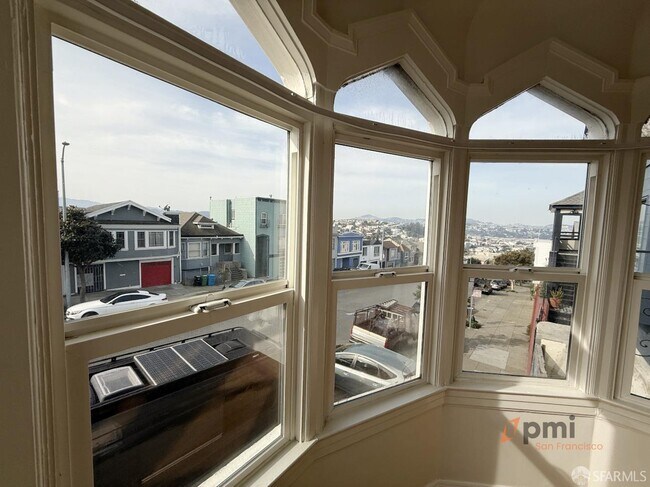 Building Photo - 1414 Newcomb Ave