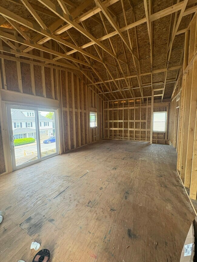 Building Photo - 1109 S Webster Ave