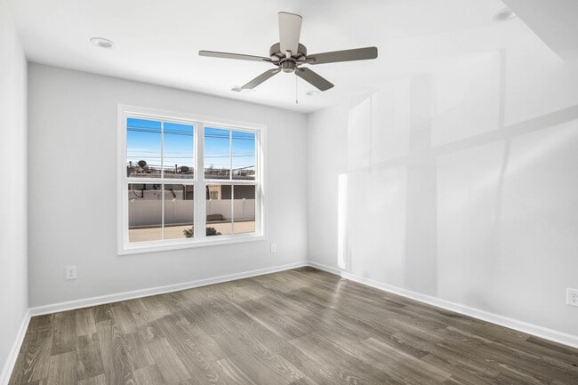 Building Photo - 100 Billy Robb St