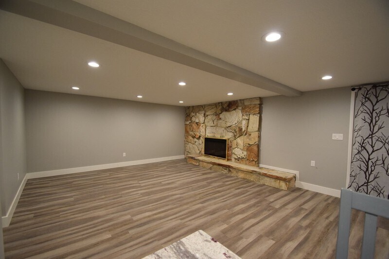 Building Photo - 280 E 200 S
