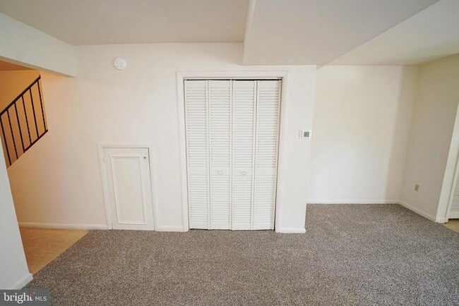 Building Photo - 764 Hemlock St