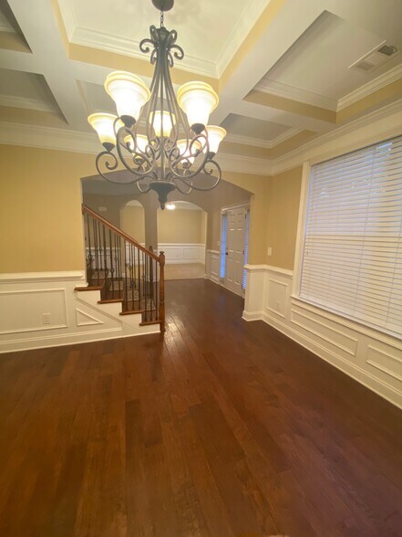 Building Photo - 319 Haywood Dr