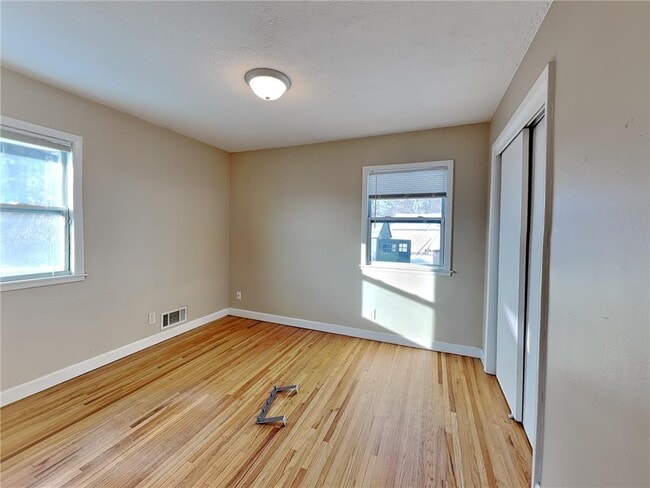 Building Photo - 4010 Monroe St NE