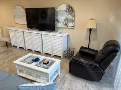 Building Photo - 1605 S US Hwy 1