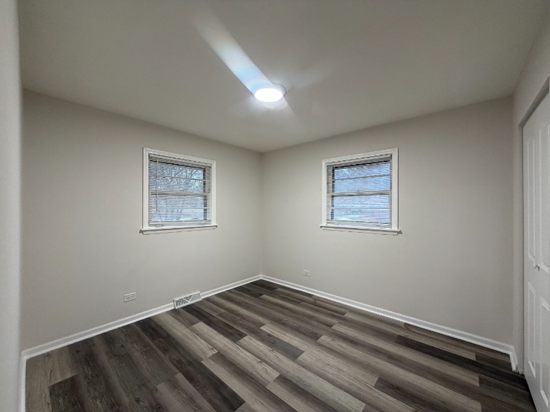 Building Photo - 18104 Paxton Ave