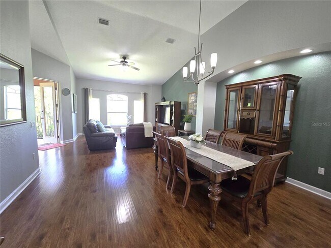 Building Photo - 5429 46th Ct W