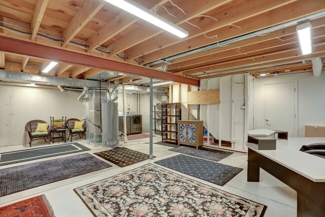 Building Photo - Beautiful Home in Southeast Denver