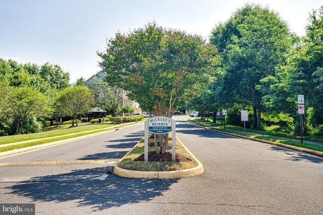 Building Photo - 12587 Birkdale Way