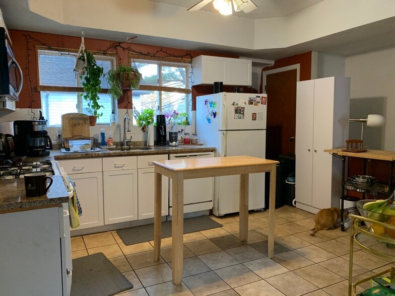 Building Photo - 281 Alewife Brook Pky