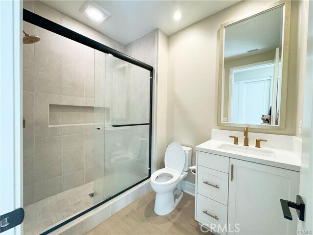 Building Photo - 105 Green Rdg