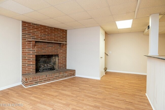 Building Photo - Maryville 37803 - 3 bedroom, 2 bath - call...