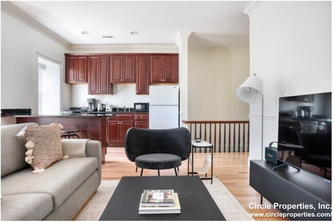 Building Photo - 1611 Tremont St